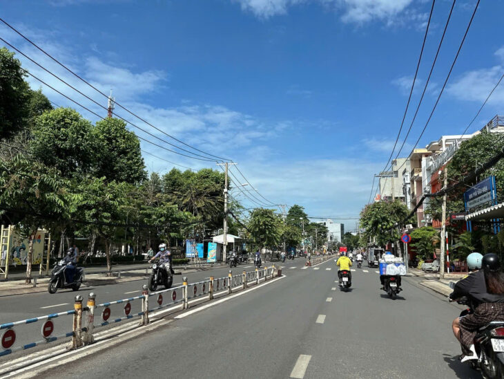 Nhà phố 5 lầu ngang 5m hẻm 380 Nguyễn Văn Khối DTSD 170m2 tặng NT gần CV chỉ 7 tỷ xíu.