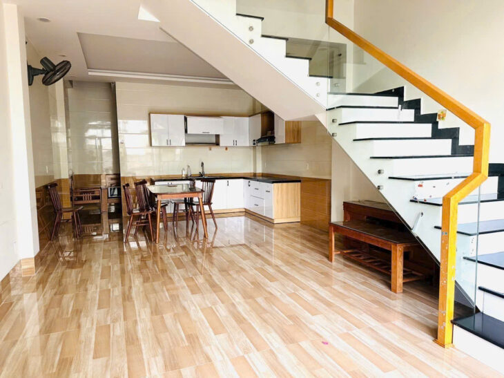 NHÀ 3 TẦNG KIÊN CỐ – MẶT TIỀN NGUYỄN ĐÌNH – ĐẦU TƯ ĐỈNH, Giá 6.1 tỷ