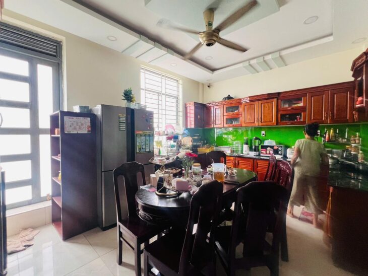 NHÀ 2 MẶT TIỀN HXT TRÁNH – NGANG CHUẨN – 1 HẦM 4 TẦNG – THANG MÁY .