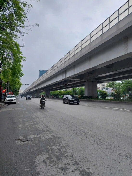 PHẠM VĂN ĐỒNG, NHÀ ĐẸP 6 TẦNG, NGÕ NÔNG, Ô CHỜ TM – 45M2, 9.9 TỶ