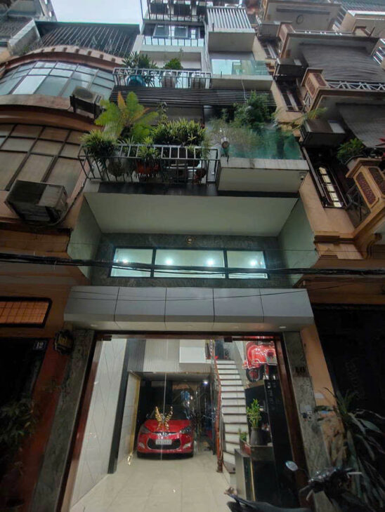 PHÂN LÔ HUỲNH THÚC KHÁNG, ĐỐNG ĐA 42M – 6 TẦNG – MT 4.1M – KINH DOANH VĂN PHÒNG – Ô TÔ ĐỖ TRONG NHÀ