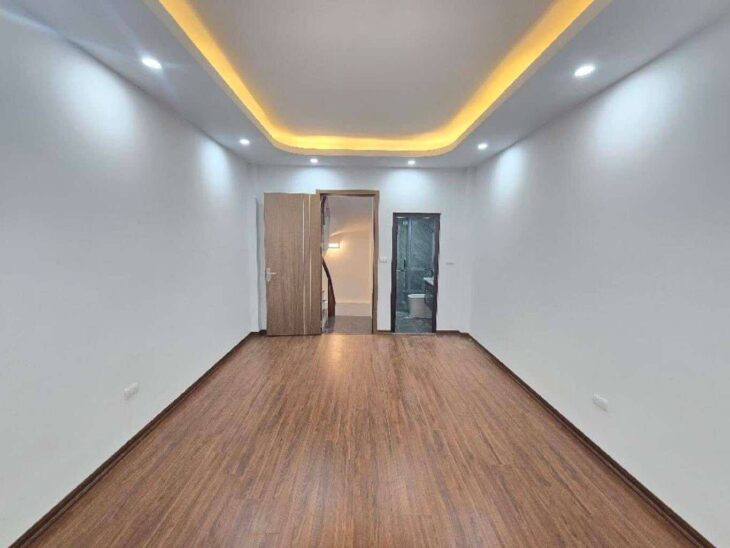 LÔ GÓC – TRẦN KHÁNH DƯ – NGÕ XE 3 GÁC – 42m2 – 6,35 TỶ – FULL NỘI THẤT