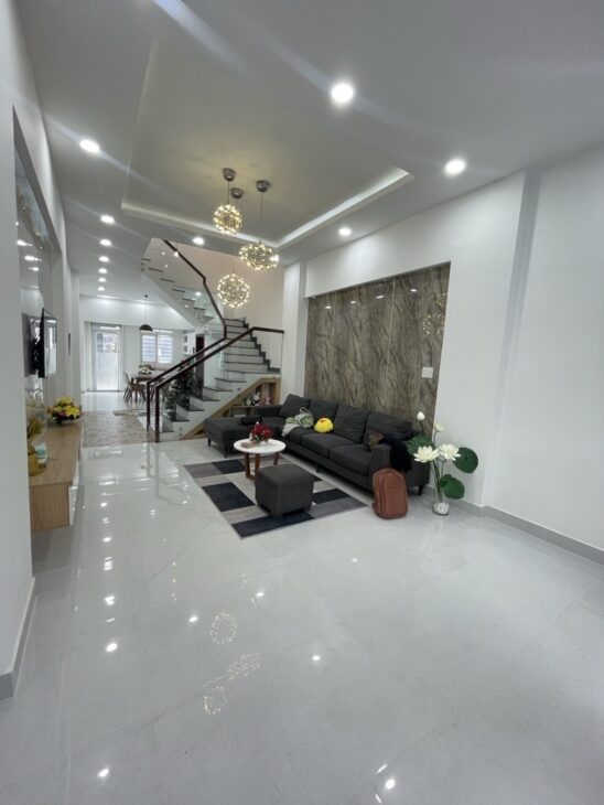 BÁN NHÀ HXH XÔ VIẾT NGHỆ TĨNH – 45M2 -( 4.1X10)- 3PN – SỔ VUÔNG