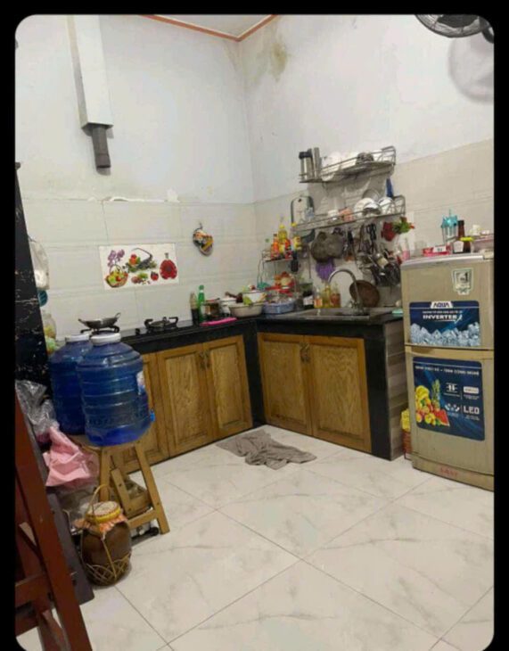 BÁN NHÀ Hóc Môn 48m2, 2PN, 2WC, giá 3.2 tỷ