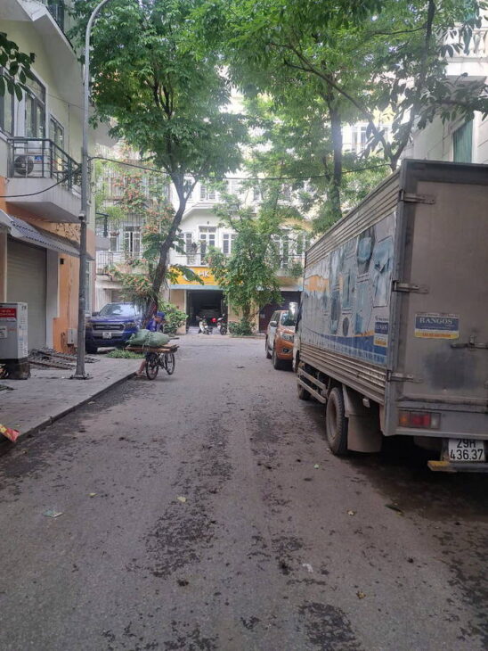 Nhà LK khu đô thị đô nghĩa, nhà 2 mặt tiền, giao thông thuận lợi, oto chạy vòng quanh nhà, phù hợp