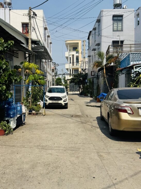 GẤP BÁN- CHDV TRUNG MỸ TÂY – 2 MẶT TIỀN HẺM XE TẢI THÔNG – 125M2 – 16 PHÒNG – DÒNG TIỀN 30TR/THÁNG