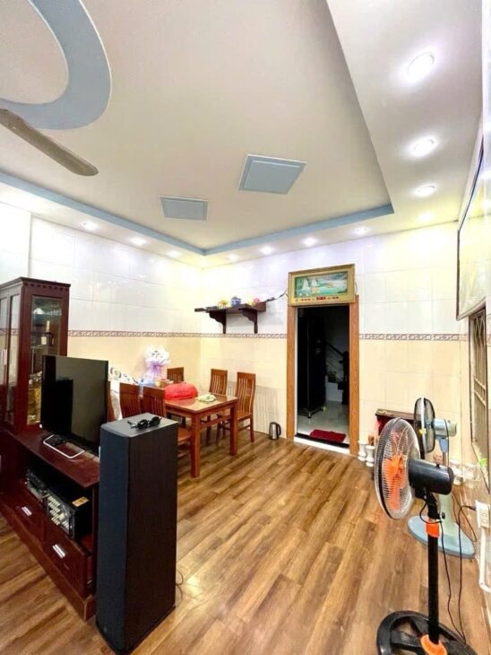 Bán Nhà HXH 1 xẹt Nguyễn Duy Cung, 60m2, 2 tầng, 5.35 tỷ TL 0964364745