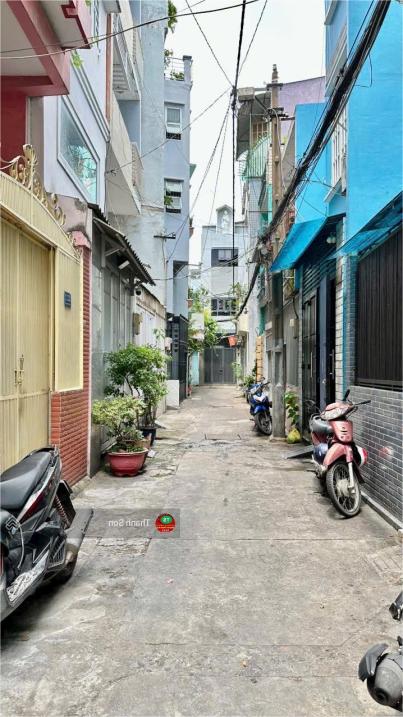 ???? Bán nhà hẻm 4m Lý Thái Tổ, Q.10, sát MT, 8.x tỷ!