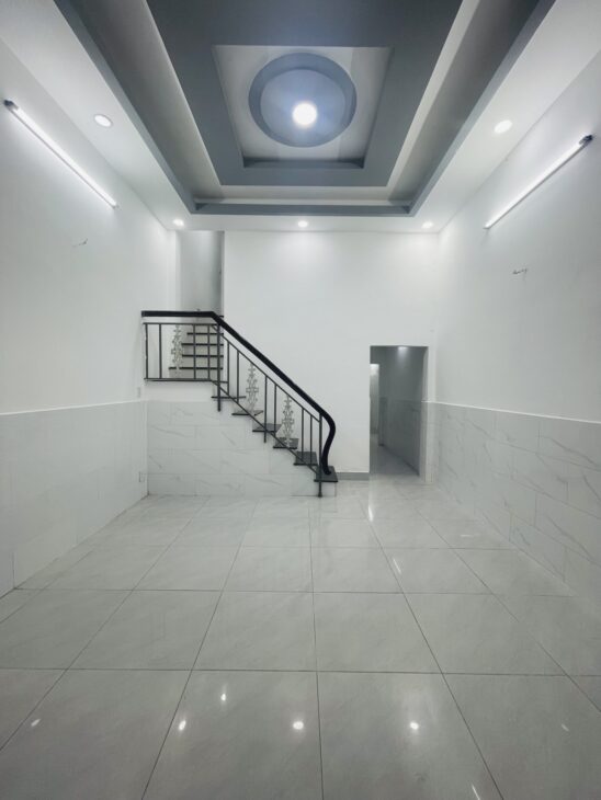 GIÁ RẺ, Bán Nhà Phan Huy Ích ngay Emart, 45m2 2PN, 3.7tỷ TL 0964364745