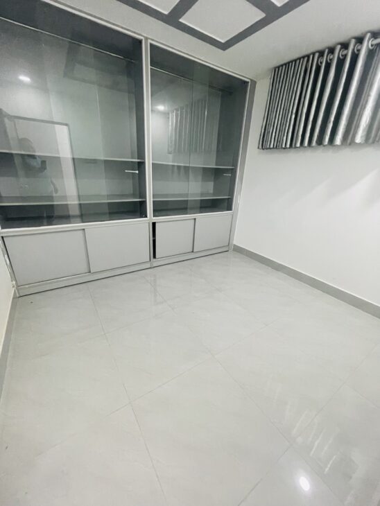 GIÁ RẺ, Bán Nhà Phan Huy Ích ngay Emart, 45m2 2PN, 3.7tỷ TL 0964364745