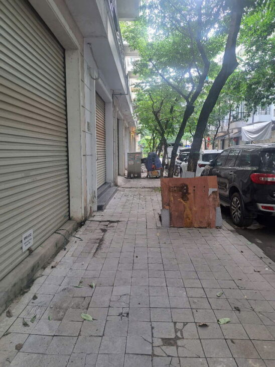 Nhà LK khu đô thị đô nghĩa, nhà 2 mặt tiền, giao thông thuận lợi, oto chạy vòng quanh nhà, phù hợp