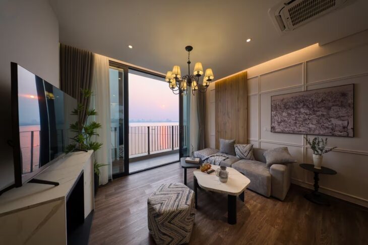 GIẢM 20 TỶ – BÁN GẤP nhà Mặt phố căn góc Tây Hồ 215m² * 7,5 tầng, mặt tiền 14m