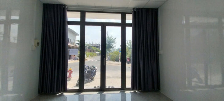 nhà 8,5 triệu mới 100 % gần trường đại học FPT