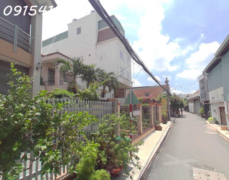 Bán nhà giá rẻ đất to ngay trung tâm Thủ Đức – Gần chợ Thủ Đức 1130m2