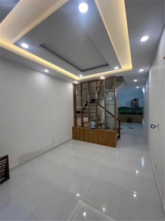 Bán nhà Lê Hồng Phong, Q.10, 50m², nở hậu, 8,x tỷ