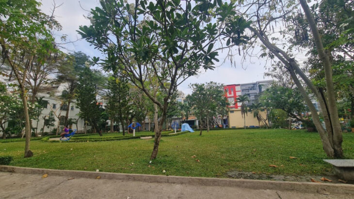 Nhà bán khu dân cư Trung Sơn giáp Him Lam Q.7, 100m2 ngang 5m, 4 tầng, 5pn, giá nhỉnh 17 tỷ