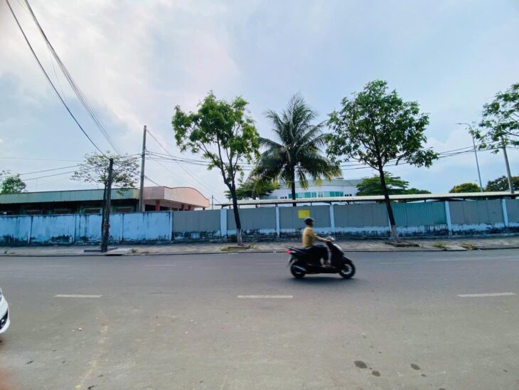 BÁN 2 LÔ khu đất MT 10M5 mặt đường NGUYỄN VĂN TẠO BẾN XE ĐÀ NẴNG ĐANG xuất hiện SẴN DOANH THU