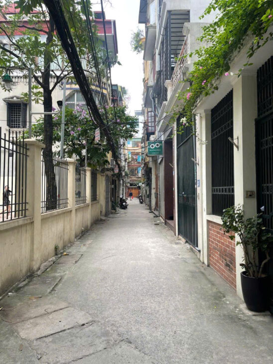 PHÁO ĐÀI LÁNG – NHÀ KHUNG CỘT DT 69m2 3 tầng mặt tiền 3.2m Giá 17.5 tỷ