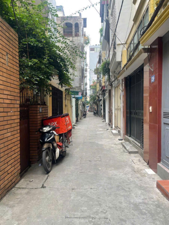 PHÁO ĐÀI LÁNG – NHÀ KHUNG CỘT DT 69m2 3 tầng mặt tiền 3.2m Giá 17.5 tỷ