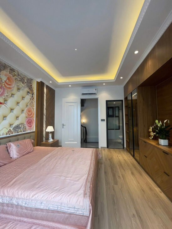 NHÀ ĐẸP YÊN HOÀ QUẬN CẦU GIẤY – NGÕ XE BA GÁC 30m2 5 tầng MT 4.2m Giá 7.98 tỷ