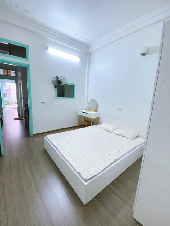 NGUYỄN PHÚC LAI NGÕ THÔNG KINH DOANH DT 42m2 4 tầng MT 3.5m Giá 12.6 tỷ