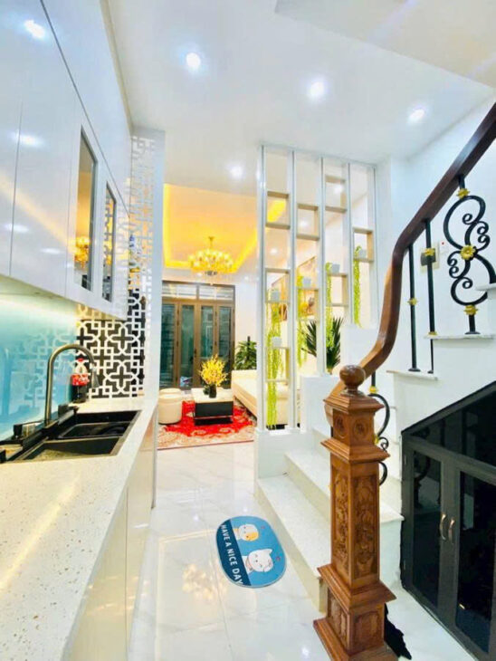 BÁN NHÀ Quan Thổ 31m2,4 tầng mặt tiền3.5 m 7.2 tỷ Đống Đa Hà Nội