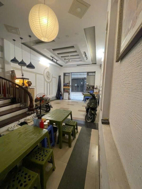 NHÀ ĐẸP TRUNG KÍNH – KINH DOANH GARA Ô TÔ – 74m2 6 tầng mặt tiền 4.5m Giá 23 tỷ