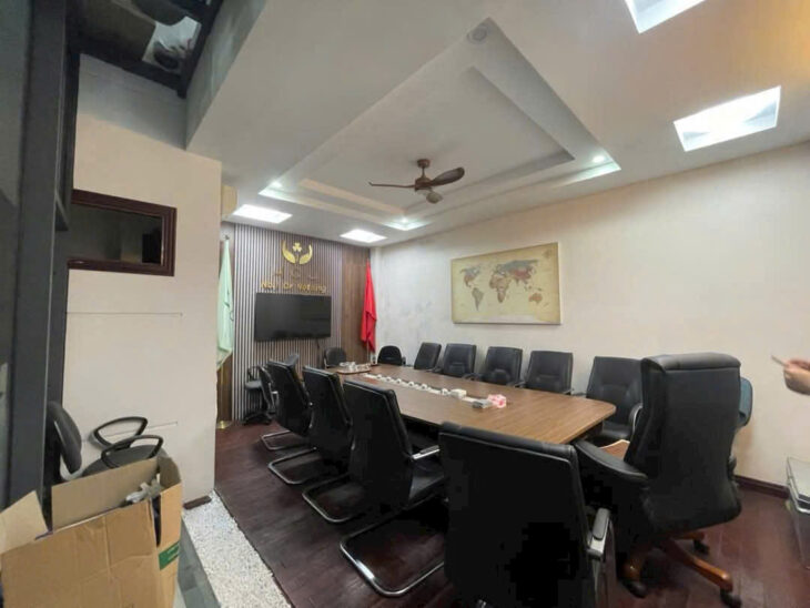 PHÂN LÔ Ô TÔ – KINH DOANH – TRUNG KÍNH, CẦU GIẤY 75M² X 5T, MT 6M GIÁ 36.5 TỶ