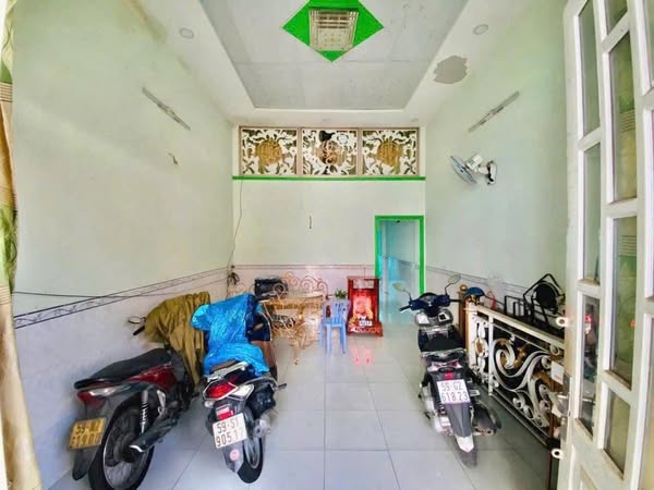 Bán đất tặng nhà 3PN đường ô tô tới nhà; đã test QH; gần ngã tư ga Q12