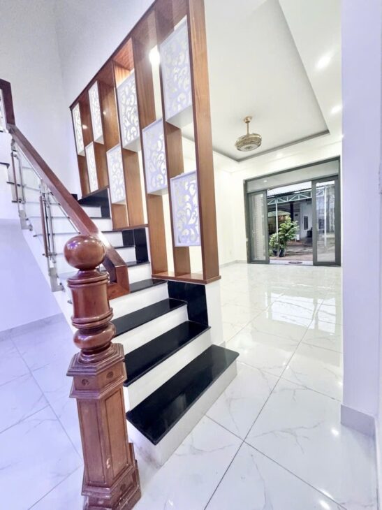 BÁN NHÀ MỚI 5.45 TỶ, HXH, 3 TẦNG, SÁT MẶT TIỀN, HOÀN CÔNG ĐỦ, NGAY LÊ TRỌNG TẤN, SƠN KỲ,TÂN PHÚ