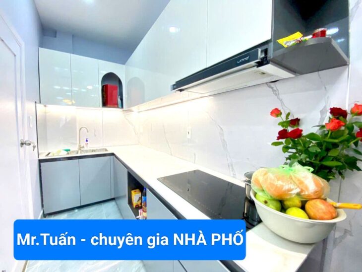 ????NHÀ KHU TRUNG TÂM QUẬN Tân Bình – GẦN SÂN BAY TÂN SƠN NHẤT – VÒNG XOAY LĂNG CHA CẢ – GIAO THƯƠNG
