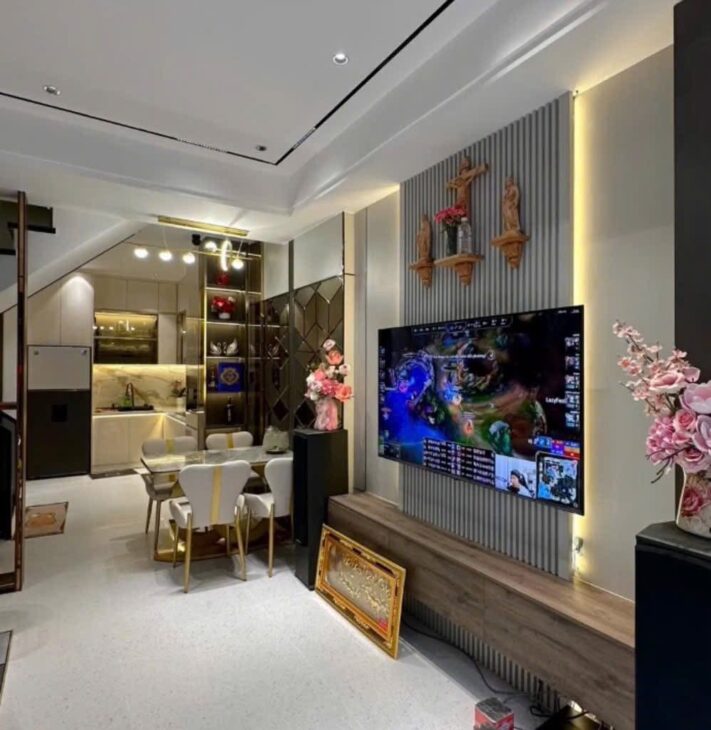 BÁN NHÀ ĐẸP – P.15 BÌNH THẠNH – ĐIỆN BIÊN PHỦ – XE HƠI ĐỖ CỬA – 40M2 – 5 PN – CHỈ 7.X TỶ