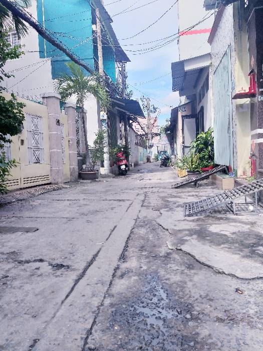 Bán nhà căn góc 2 MT hẻm xe hơi _ 4 tầng (4.6 x 20 m) – Bùi Minh Trực, Quận 8 – nhỉnh 6 tỷ