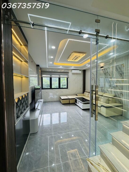 Nhà Bán 61m2 giá 6 tỷ 590