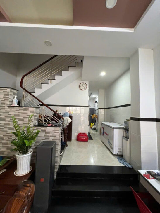 BÁN NHÀ 95m2, 3 Tầng, 2PN, 2WC, Tân Thới Nhất 12, Q12 – 8.5 tỷ, Sổ Hồng
