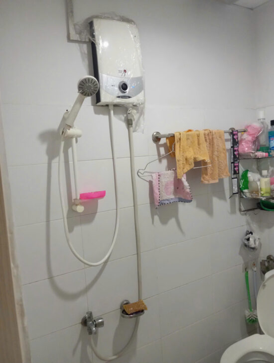 Bán CC HQC Plaza, Nguyễn Văn Linh, 1,1 tỷ, 55m2, 2PN, giá ưu đãi, tầng mát căn góc lộng gió bao đẹp