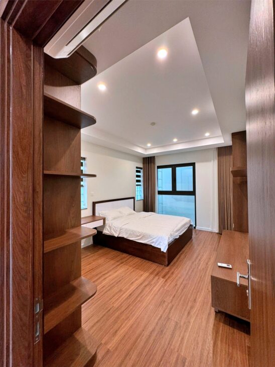 LUXURY APARTMENT Bán tòa 8 tầng * 120m², phố Đào Tấn – Linh Lang, cho thuê 2,5 tỷ/năm, giá 37 tỷ