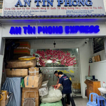 Gửi áo dài đi Úc uy tín, nhanh chóng qua An Tín Phong 2025