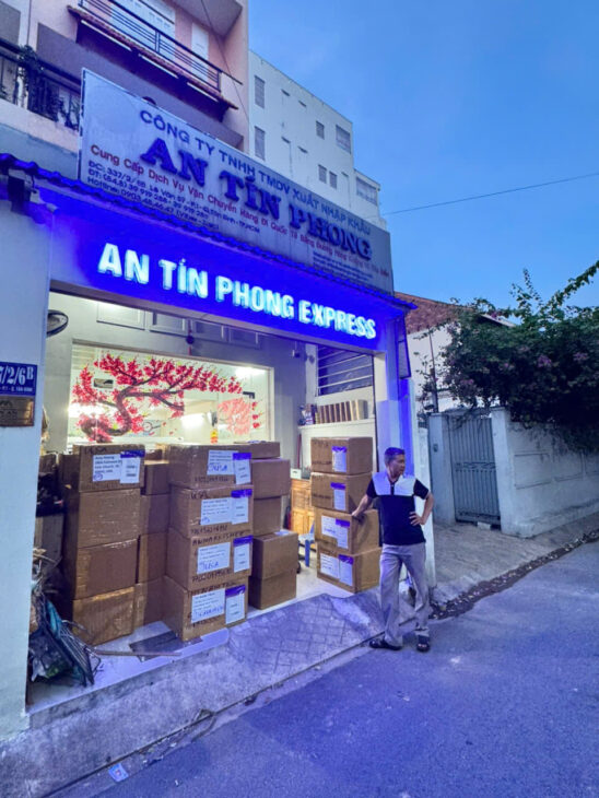 Gửi nệm đi Mỹ An Tín Phong lo a đến z