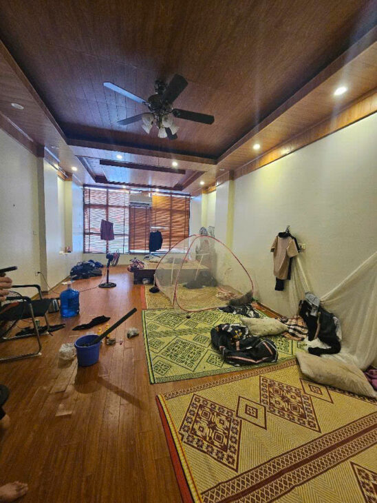 ĐẤT VÀNG – LỢI NHUẬN SẴN CÓ Ô TÔ TRÁNH – KINH DOANH SẦM UẤT