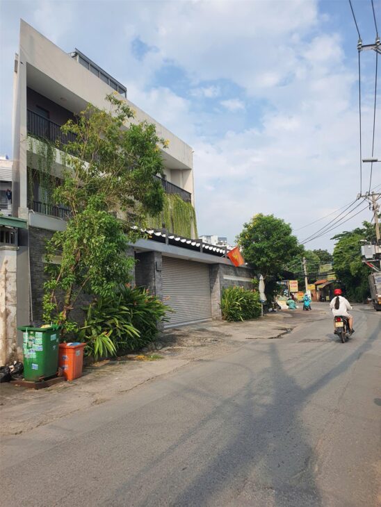 BÁN KHÁCH SẠN ĐƯỜNG 10 – 6 TẦNG BTCT, 13 P + HẦM + THANG MÁY – GIÁ 15 TỶ. TL.