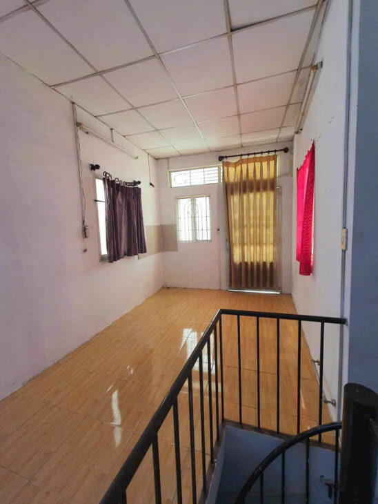 SÁT MẶT TIỀN TRUNG TÂM Q4 DIỆN TÍCH SD 45 M2 CÓ 2 TỶ