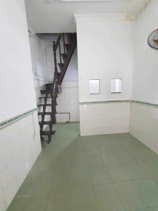 SÁT MẶT TIỀN TRUNG TÂM Q4 DIỆN TÍCH SD 45 M2 CÓ 2 TỶ