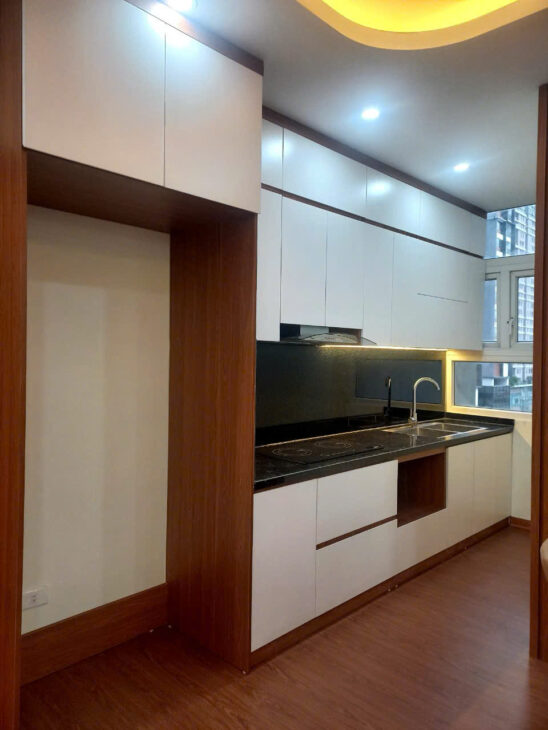 E chính chủ căn 3PN 2WC full đồ 93m2, cần gặp khách thiện chí có gia lộc