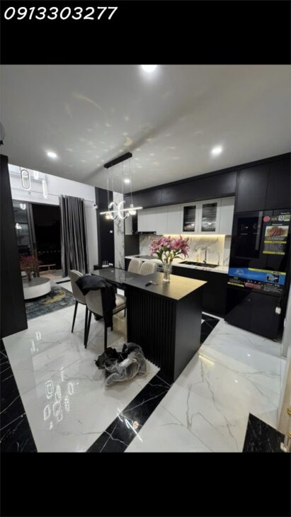 NHÀ ĐẸP PHỐ LÒ ĐÚC – 5 TẦNG THANG MÁY NHẬP KHẨU – NGÕ RỘNG – KINH DOANH ĐỈNH – TRUNG TÂM HAI BÀ