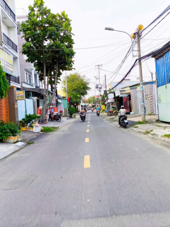 Cực Hót, , Đất nền Phân Lô, Dt 70m2, Gần chợ Long Trườn, THỦ Đức, Giá chỉ 3.1ty.