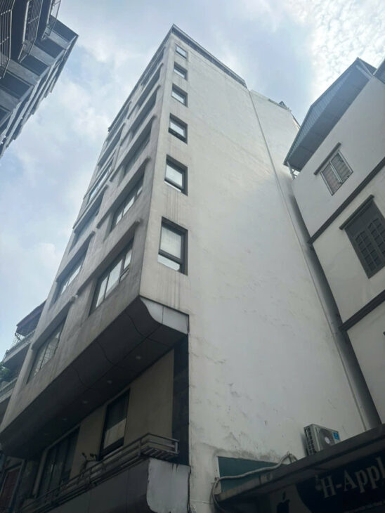 CẦU GIẤY – Ô TÔ TRÁNH – LÔ GÓC – 9 TẦNG THANG MÁY – DOANH THU GẦN 200TR/THÁNG