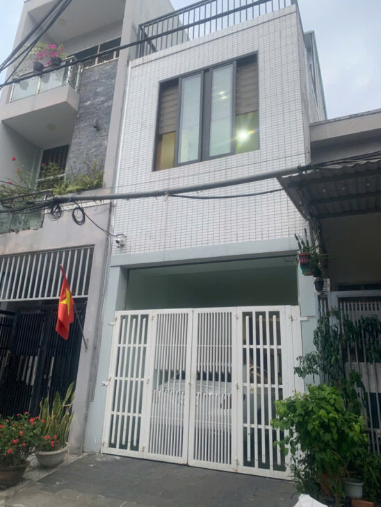 Nhà đẹp 3 tầng -Khu phố tây An Thượng -Giá chỉ 5,4 tỷ