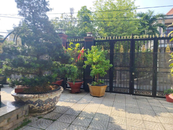 BIỆT THỰ VƯỜN ĐẸP 3 TẦNG 12 TỶ – NGUYỄN BÌNH TT NHÀ BÈ – XE HƠI VÀO TẬN NHÀ