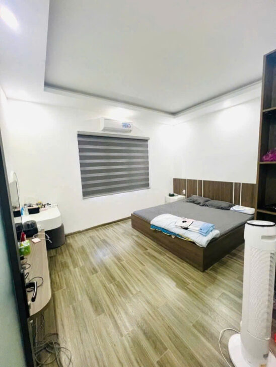 Bán nhà ngõ 594 Thiên Lôi, 47m 3 tầng đẹp như mới, Giá 3.3 tỉ, full đồ